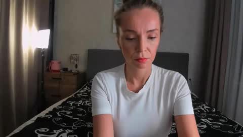 bubbling_crush online show from November 24, 9:17 pm