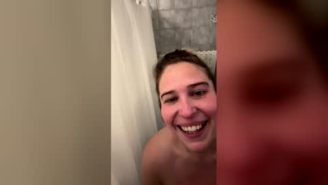 bubblya online show from February 8, 2:48 am