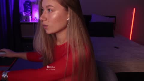 B U N N Y online show from December 8, 3:32 am