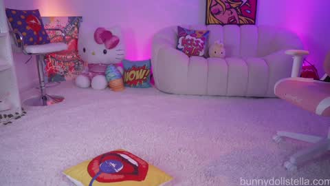Snapshot of bunnydollstella chatting on October 25, 12:29 am Stella online show from October 25, 12:29 am