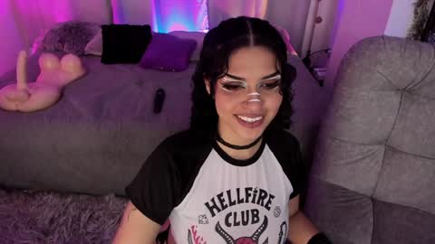   online show from December 17, 5:40 am