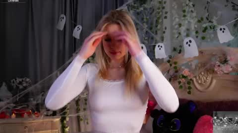 Jessica online show from October 26, 1:50 pm