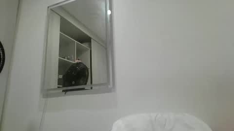 salome online show from December 20, 8:18 am