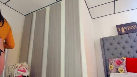 caitlingomez0 online show from February 27, 12:27 pm