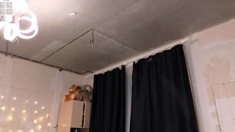 Dasha       inst       dasha is nice online show from March 4, 12:50 am