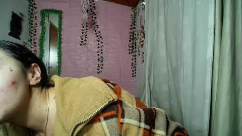 paula online show from December 19, 7:11 am