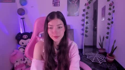 Snapshot of cami_mila99 chatting on October 18, 10:44 pm CAMI  online show from October 18, 10:44 pm