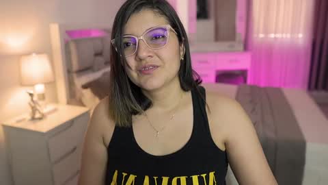 Camila buitrago online show from January 1, 5:55 pm