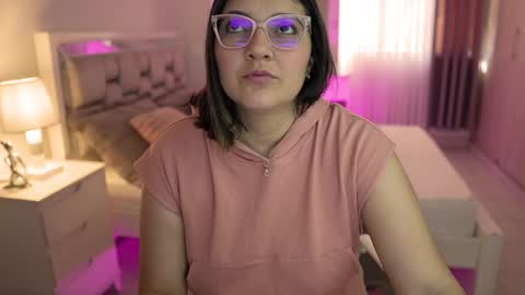 Camila buitrago online show from December 9, 2:39 pm