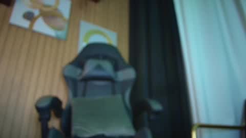    online show from November 12, 9:07 am