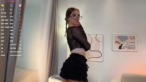 camilasfilth online show from November 9, 8:54 am