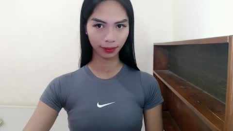 Camilla online show from March 5, 12:05 am