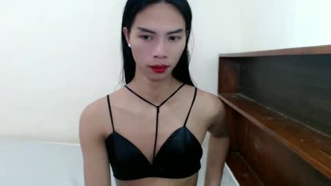 Camilla online show from January 18, 4:15 am