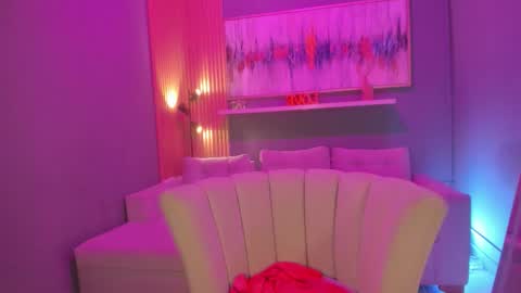 camille_cooper online show from February 25, 3:27 am