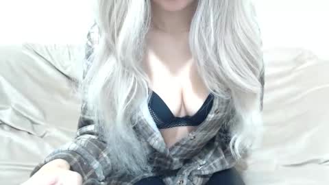 CamilleBunny online show from February 17, 3:28 am