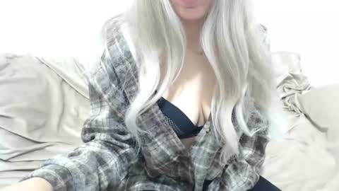 CamilleBunny online show from January 13, 4:18 am