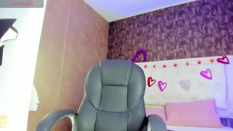 candy__brown1 online show from September 27, 9:33 pm