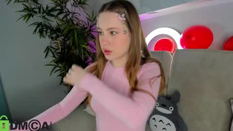 Candy online show from February 14, 9:22 am