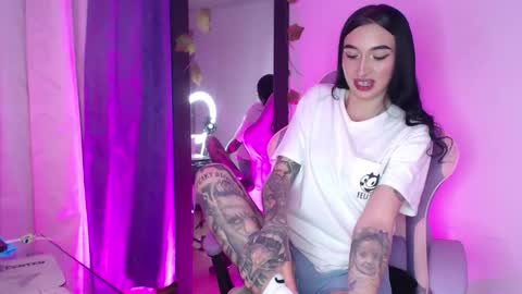 Leila  online show from December 18, 4:06 am