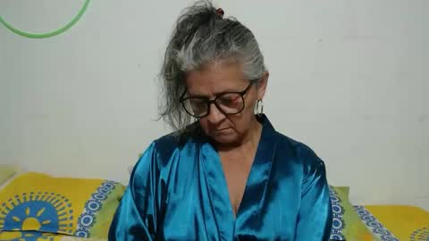 candy online show from February 12, 10:22 pm