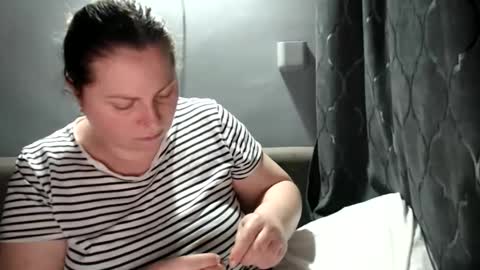 Laura online show from November 26, 7:48 pm