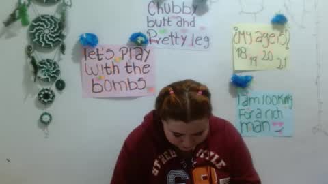 candygilr1821 online show from February 17, 1:58 am