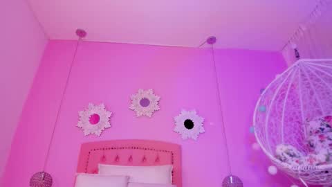 cannelasmith online show from October 16, 7:27 pm