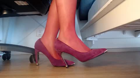 Miss Di online show from September 25, 2:32 am