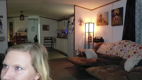 Snapshot of caramel_marshmallow chatting on October 29, 7:23 am caramel_marshmallow online show from October 29, 7:23 am