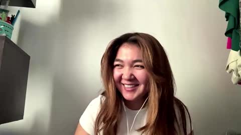 Snapshot of caritaschiavo chatting on October 29, 9:02 am caritaschiavo online show from October 29, 9:02 am