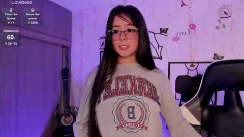 C A R O L I N A IG caroolina 19 online show from November 9, 8:05 pm