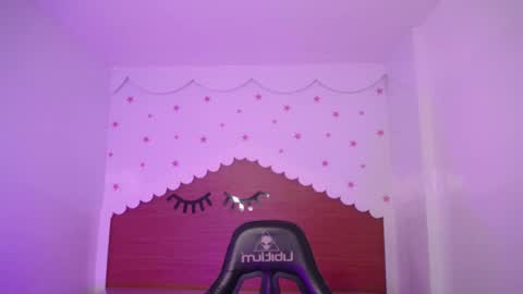 CARLYE   online show from September 19, 2:54 am