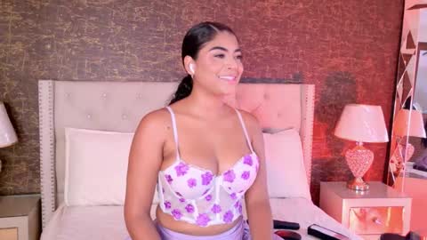 Carly Monroe  online show from November 10, 9:59 am