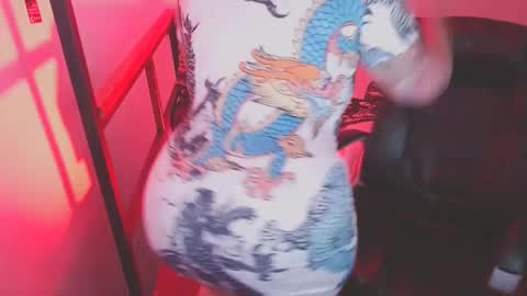 Snapshot of carmillaross chatting on December 20, 2:38 pm CARMILLA ROSS online show from December 20, 2:38 pm