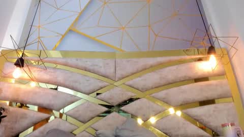 caro_giraldo_ online show from October 30, 11:33 am