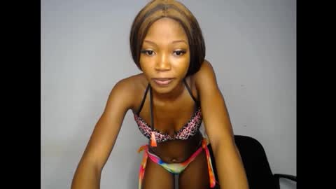 caroline online show from December 22, 5:21 am