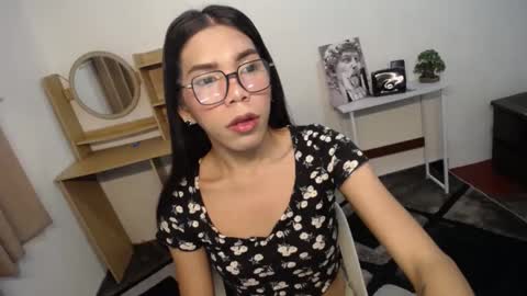 Carolina online show from December 19, 8:24 am