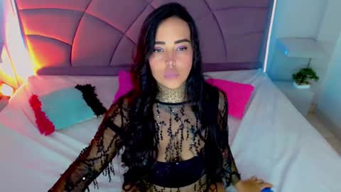 Carolaine01 online show from September 26, 8:28 pm