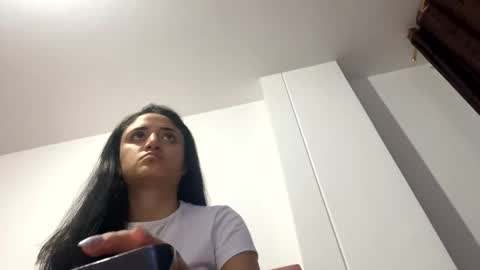 Caroline online show from October 6, 3:12 am