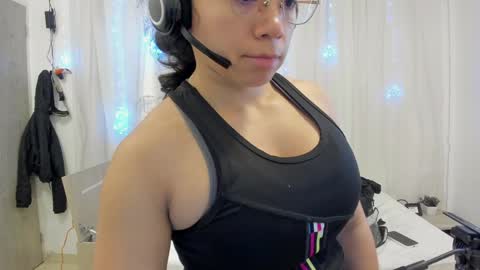 Snapshot of carolina_gaita chatting on January 6, 9:30 am carolina_gaita online show from January 6, 9:30 am