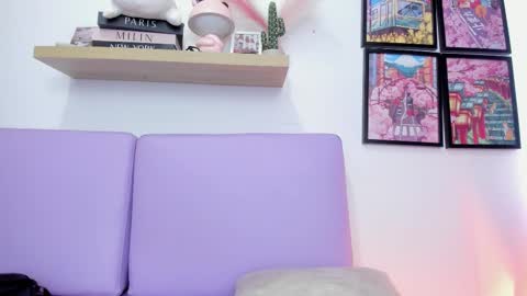 Carolina  online show from October 31, 10:14 pm