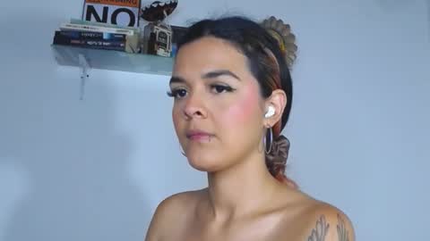 Snapshot of carolina_ml chatting on October 6, 6:45 pm CarolinaM online show from October 6, 6:45 pm