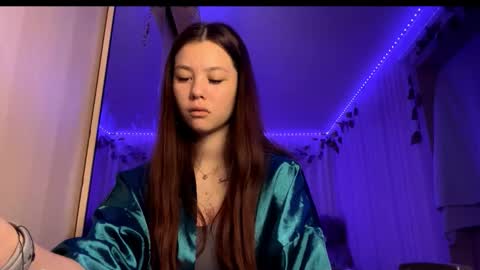 Emma online show from November 22, 9:12 am