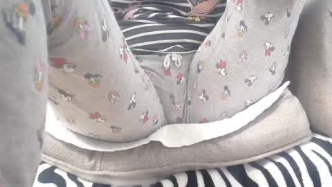 Snapshot of cassandra_joy chatting on February 10, 7:15 am Cassandra joy online show from February 10, 7:15 am