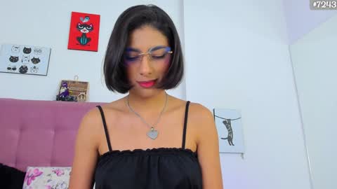 Snapshot of casseydagger chatting on January 8, 1:42 am CASSEY online show from January 8, 1:42 am