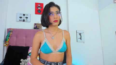 Snapshot of casseydagger chatting on January 7, 2:10 am CASSEY online show from January 7, 2:10 am