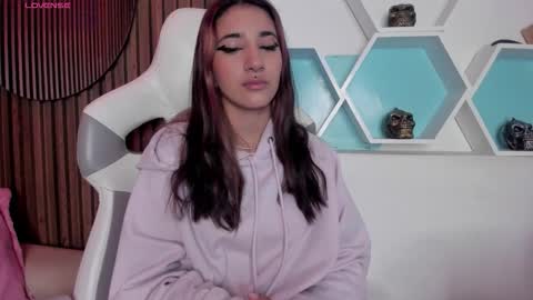 cassidy_evans online show from October 10, 11:37 am