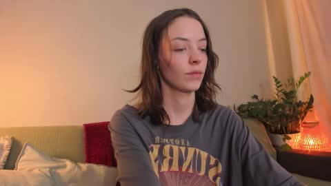  cassandra  online show from January 11, 8:36 pm