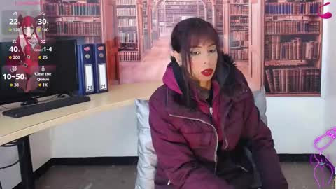 Queen Catalella online show from December 5, 3:39 am