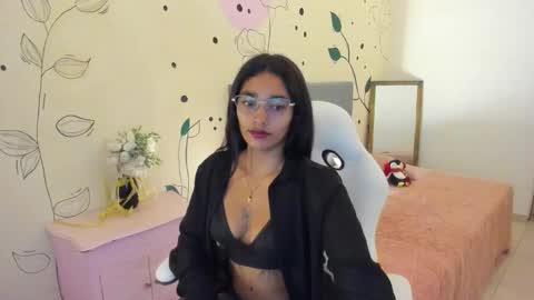 Cataleya online show from December 2, 11:45 am